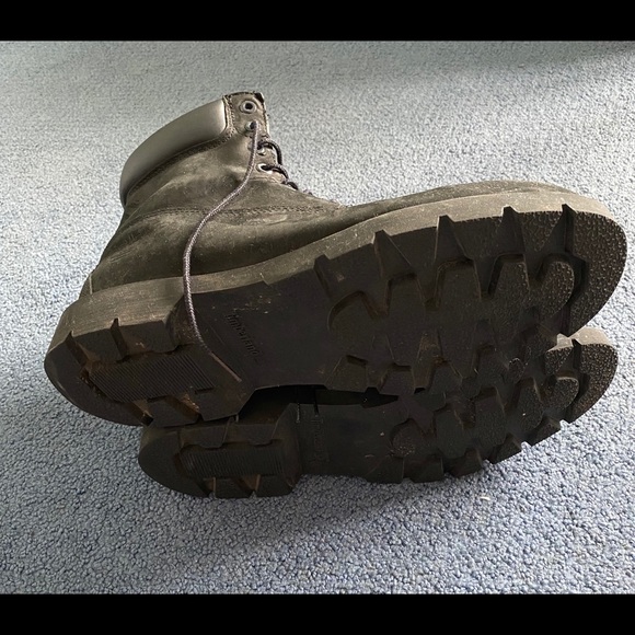 Timberland 6 Inch Premium Classic Boots - Picture 4 of 5